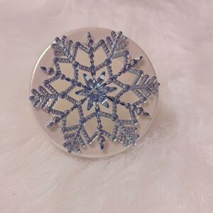 Bath and body works ❄️snowflake winter fragrance holder visor clip used